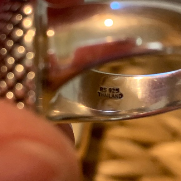 Sterling Silver Blue Topaz Ring - Picture 4 of 4